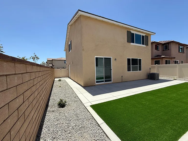 30230 Bonita Springs St — Photo 32