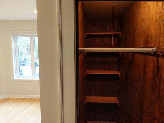 Walk-in closet