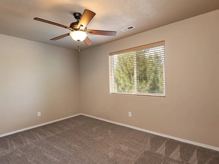 61150 Snowbrush Dr — Photo 21