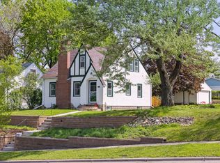 202 Page St W, Saint Paul, MN 55107