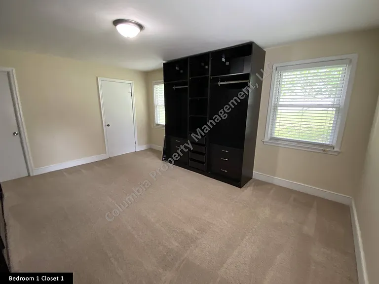 3518 Wolf Cir — Photo 33