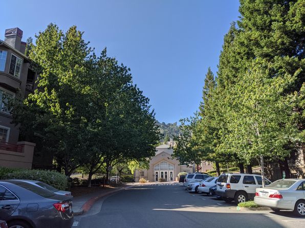 320 Caldecott Ln Unit 109