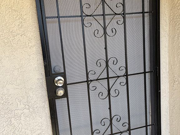5th image of 2741 Park Ave APT 4