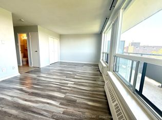363 Lakeshore Rd E #705, Mississauga, ON L5G 1H7