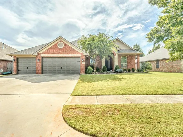 216 Ness Dr, Norman, OK 73069