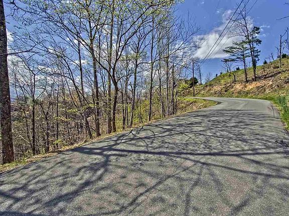 3rd image of 7 Vixen Run Lot 7