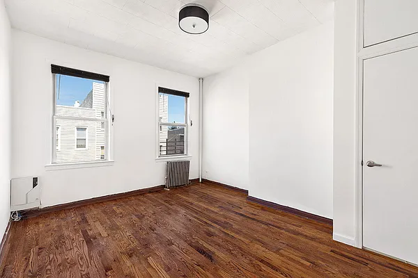 Rented by Keller Williams NYC | media 14