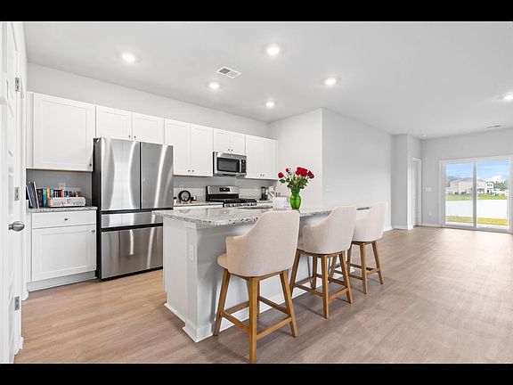4th image of 714 Colt Ct.