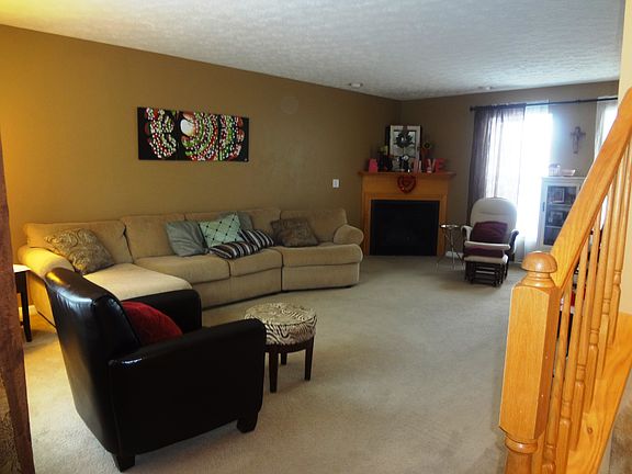 Great Room with Fireplace