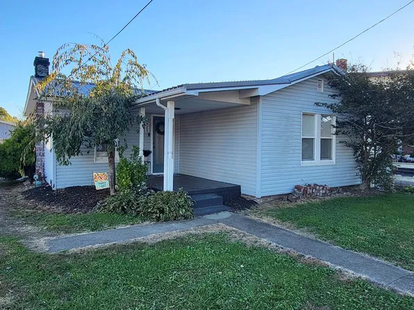 2069 Shela Blvd, Portsmouth, OH 45662