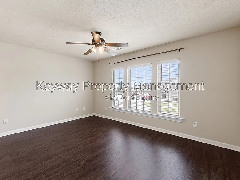 1842 Butternut Dr — Photo 14
