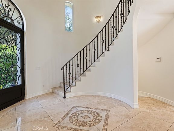 5th image of 8808 Yates St