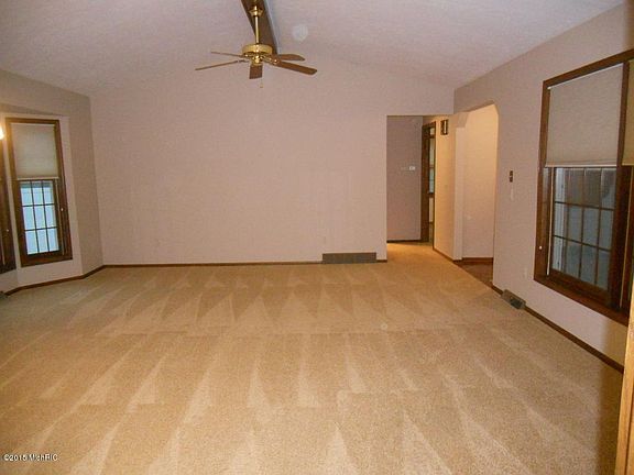 5th image of 1510 Trinidad Dr NW