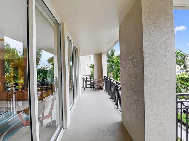 550 Okeechobee Blvd #423 — Photo 51