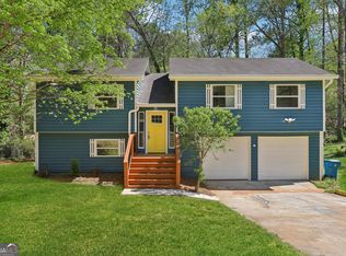 2952 Hillwood Dr, Lawrenceville, GA 30044