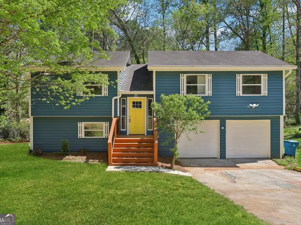 2952 Hillwood Dr, Lawrenceville, GA 30044