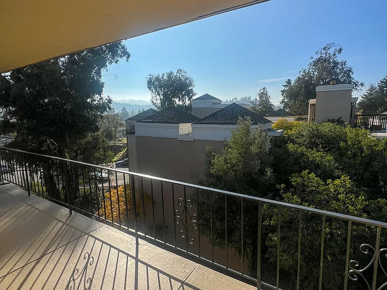 Quail Hill Apartments — Photo 29