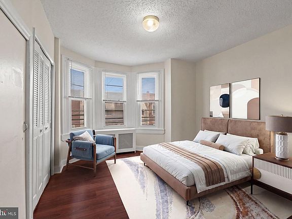 4th image of 2054 McKean St