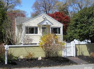 86 Rosewood Rd, Rocky Point, NY 11778