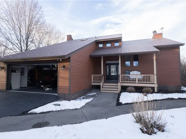 5281 Lake Rd, Tully, NY 13159