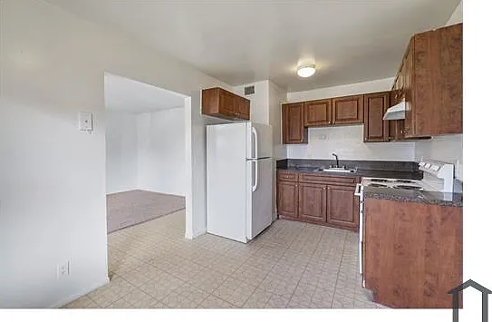 3412 NW 29th St #107 — Photo 23