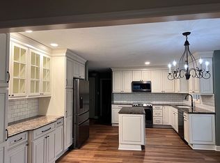 2645 Hagadorn Rd, Mason, MI 48854