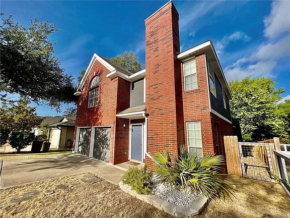 2nd image of 1011 Byers Ln