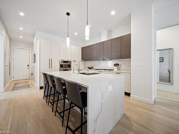 3rd image of 2773 N Hampden Ct #504
