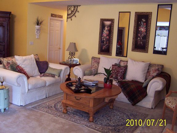 3rd image of 932 Saint Johns Dr