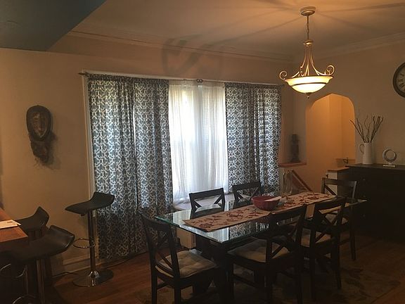 4th image of 7530 S Blackstone Ave