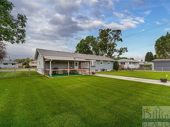 2nd image of 4423 Vaughn Ln