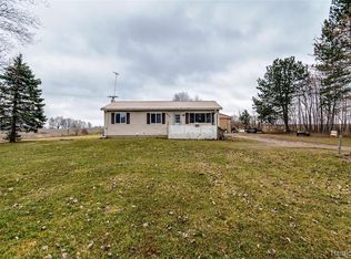 2624 N Van Dyke Rd, Imlay City, MI 48444