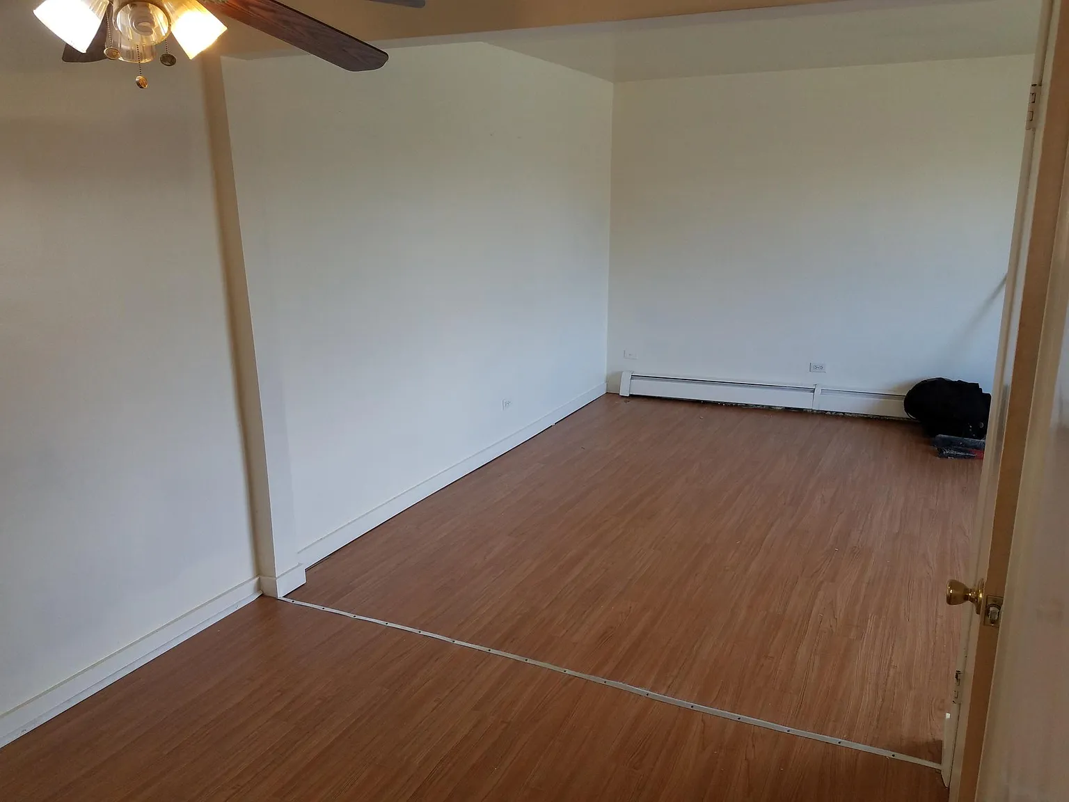 1 bed, 750 sqft, $1,200 — Photo 3