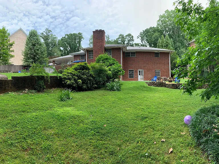 5362 Harris Cir — Photo 23