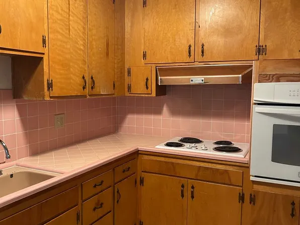 50% off the first month's rent, 4505 Riverside Blvd APT 15, Sacramento, CA 95822