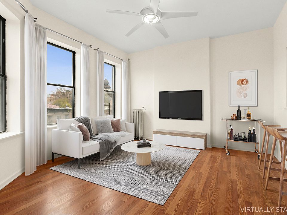 1st image of 589 Park Pl APT 13