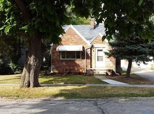 127 Rossburn Pl, Rossford, OH 43460