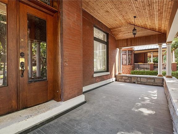 4th image of 509 Gladstone Blvd