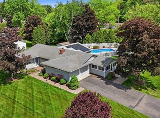 30 Birch Hill Rd, Northampton, MA 01062