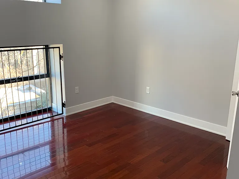 302 Richmond St #A16 — Photo 10