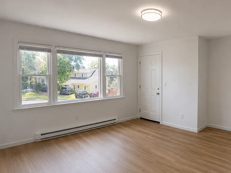 140 Howard St #2 — Photo 6