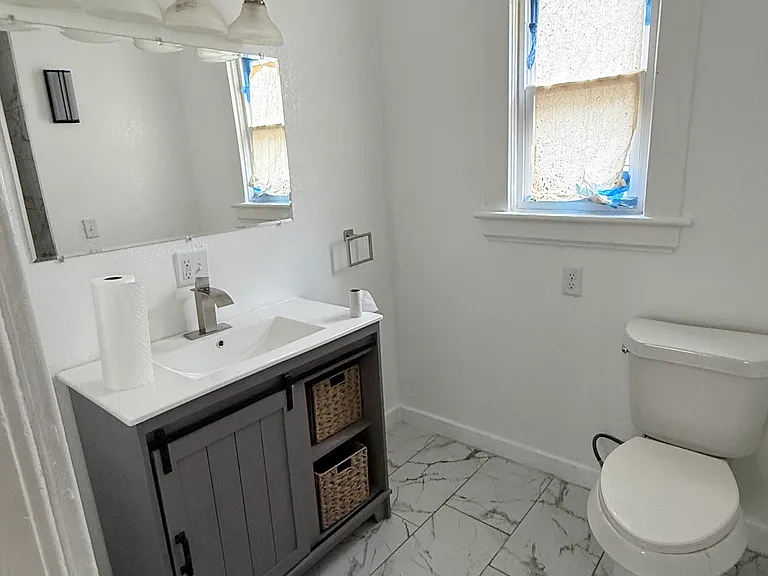 264 Knower St — Photo 4