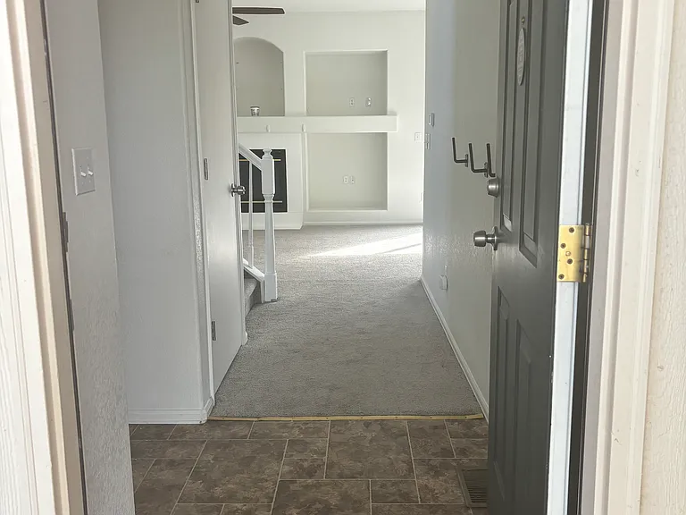 3115 Tidewater Point — Photo 2