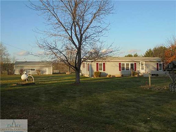 2nd image of 1926 W Spicerville Hwy