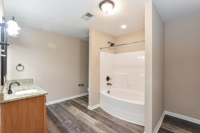 107 Blackwell Ct — Photo 13