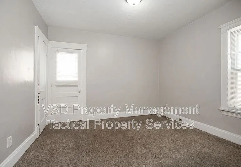 12819 Edmonton Ave #DOWN — Photo 16