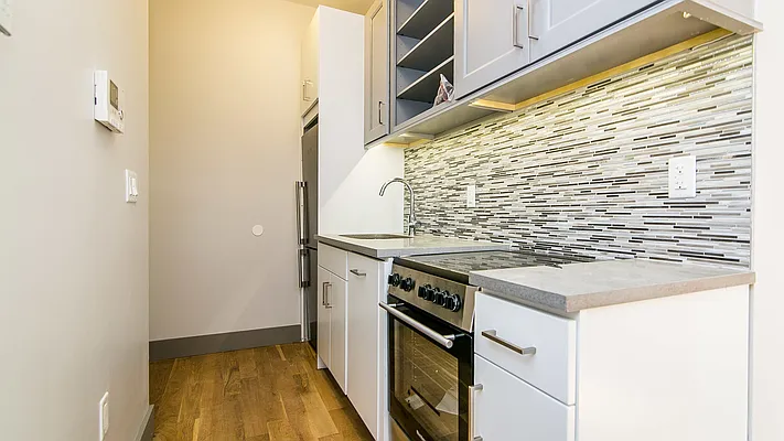 Rented by Nooklyn NYC LLC | media 21