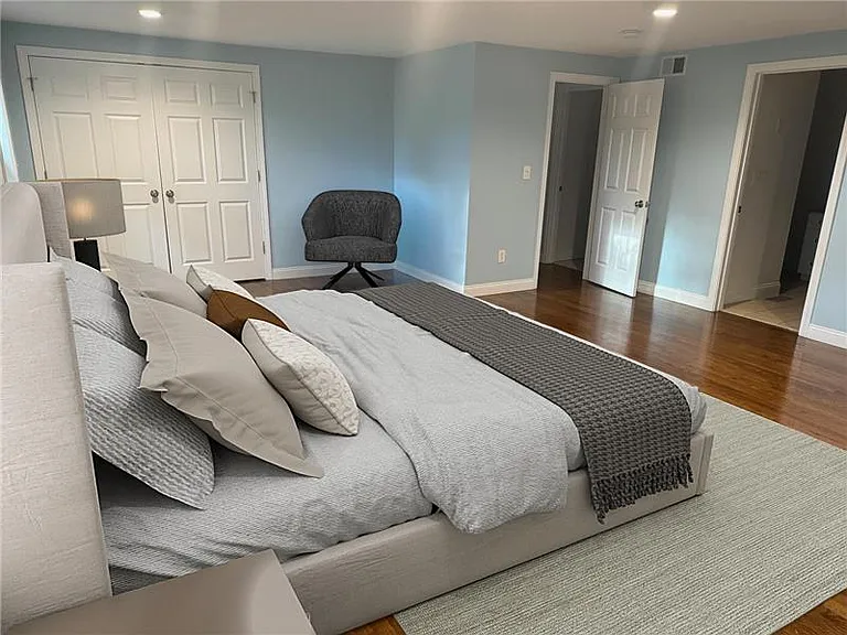 233 Saint Mary St #10 — Photo 4