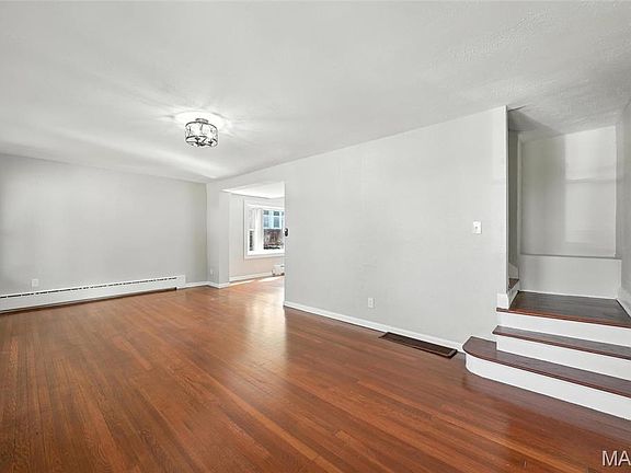 2nd image of 3604 Ridgedale Ave