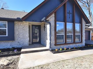 2419 W Driftwood Dr, Claremore, OK 74017